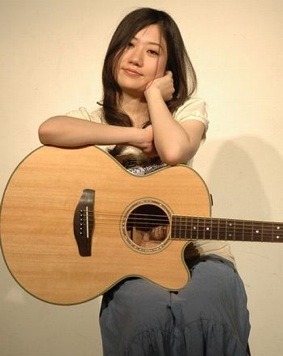 八島未樹×10.jpg