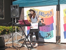 IMG_0624ステージ小山x4.jpg