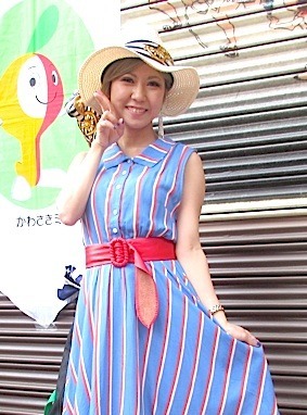 IMG_0989物販yayAx4.jpg